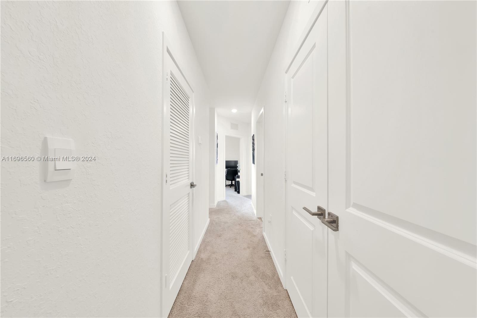 HAMILTON PLACE - Residential