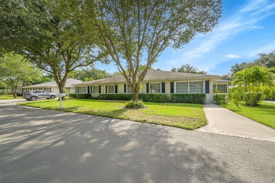 Enjoy comfortable living in this well-maintained 2-bedroom, 2-bath villa nestled in a serene 55+ community in Boynton Beach. The home welcomes you with a bright additional living area protected by impact glass, while the rest of the windows include hurricane shutters for added peace of mind.
Inside, the upgraded kitchen stands out with wood cabinetry, stainless steel appliances, and sleek quartz countertops. The primary bedroom features a spacious closet and a beautifully renovated walk-in shower. A second bedroom offers plenty of flexibility—perfect for visiting guests or a dedicated home office.
Convenience is a major highlight of this villa’s location: you're close to shopping, dining, entertainment, just 12 minutes from the beach, and about 30 minutes from Palm Beach International Airport. Small pets up to 15 pounds are welcome, making this a great place to call home in the heart of South Florida.