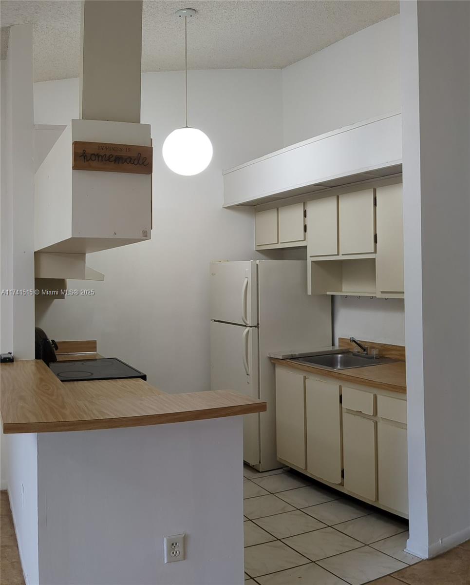 CARMEL AT CALIFORNIA CL C - Residential