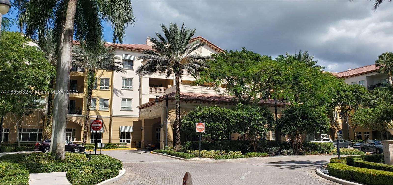 Enjoy resort-style living in this elegant 55+ community! Beautiful and bright 1-bedroom corner residence located in the Main Clubhouse building. The primary suite offers a walk-in closet and a serene ambiance. The kitchen features granite countertops, stainless steel appliances, and 42” wood cabinets. Porcelain tile in living areas and wood-look vinyl in the bedroom. Community amenities include concierge service, restaurant, fitness center, spa/salon, library, valet parking, and more. Conveniently close to shopping, dining, and banks.