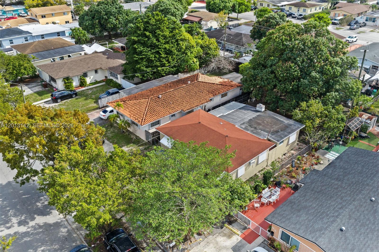 TOWN OF HIALEAH 1 ADDN AM - Residential