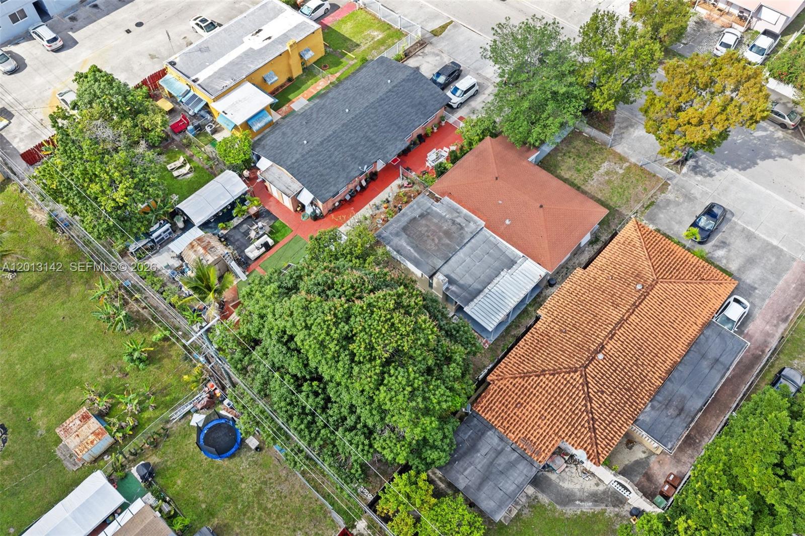 TOWN OF HIALEAH 1 ADDN AM - Residential