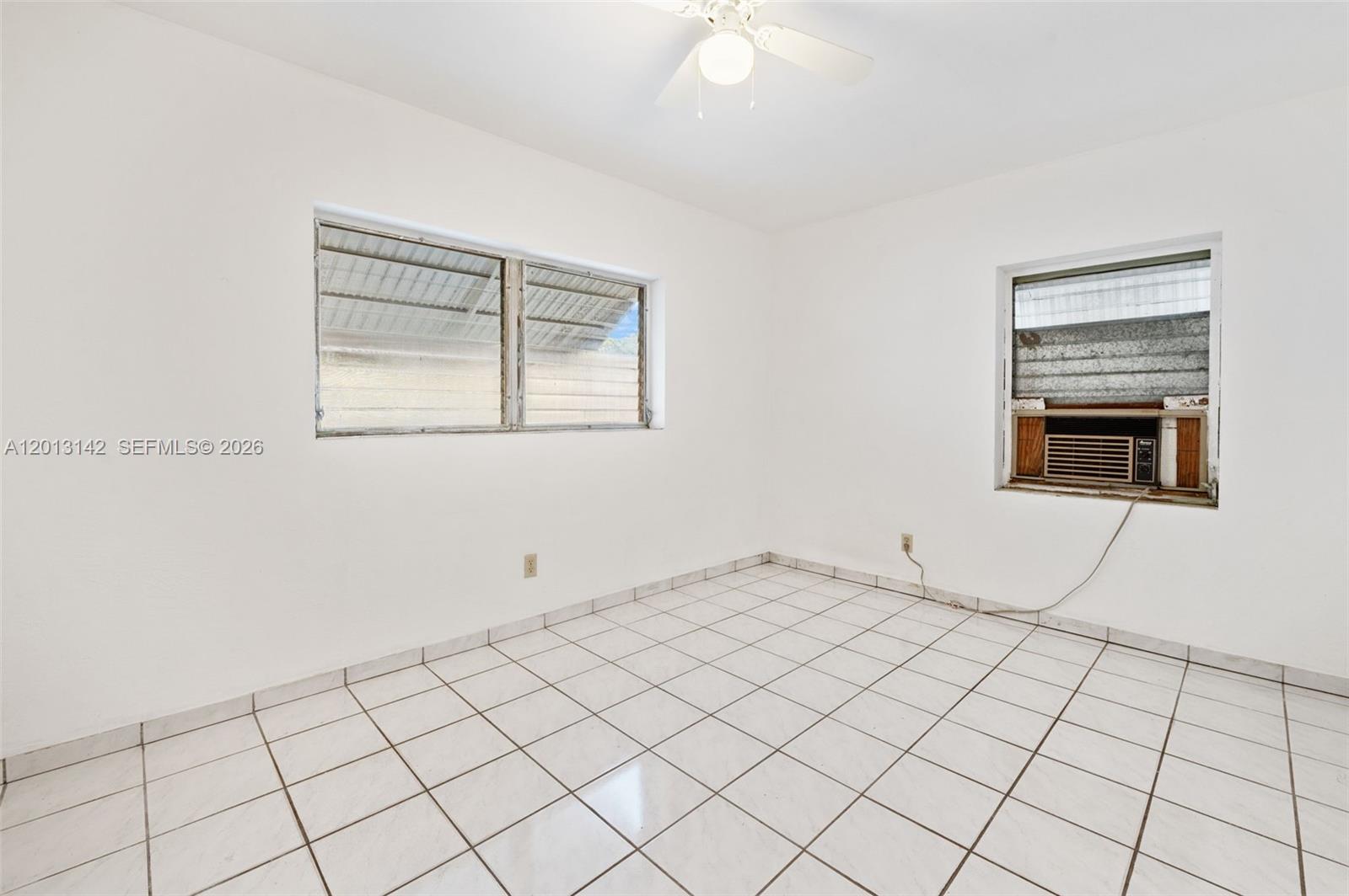 TOWN OF HIALEAH 1 ADDN AM - Residential