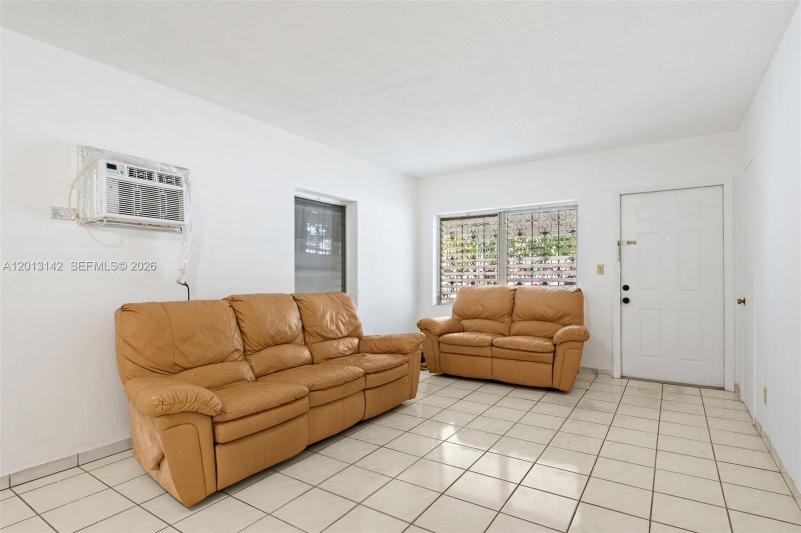 TOWN OF HIALEAH 1 ADDN AM - Residential