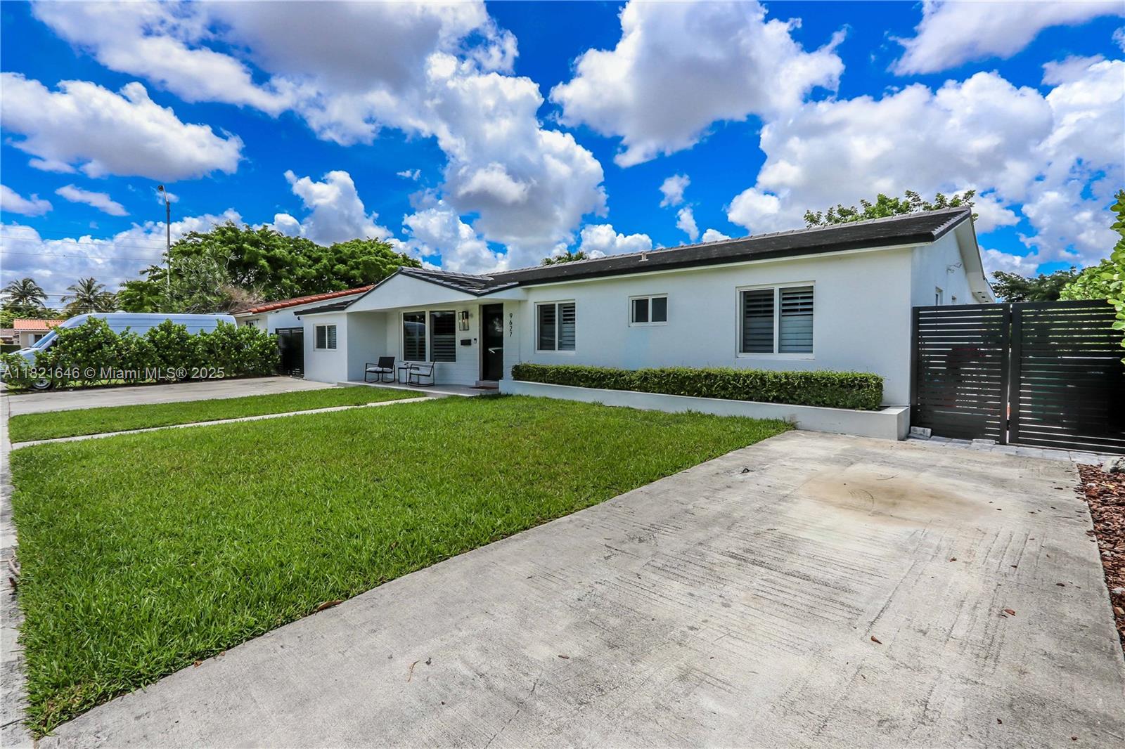 9627 SW 18th Ter
