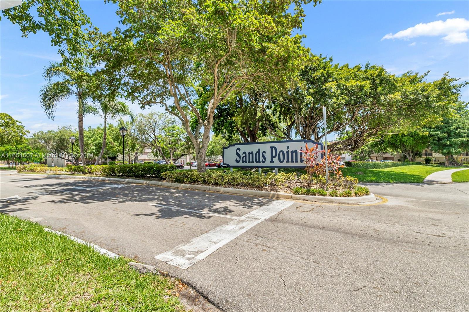 8310 Sands Point Blvd Blvd L110, Tamarac, Broward County, Florida - 2 Bedrooms  
2 Bathrooms - 