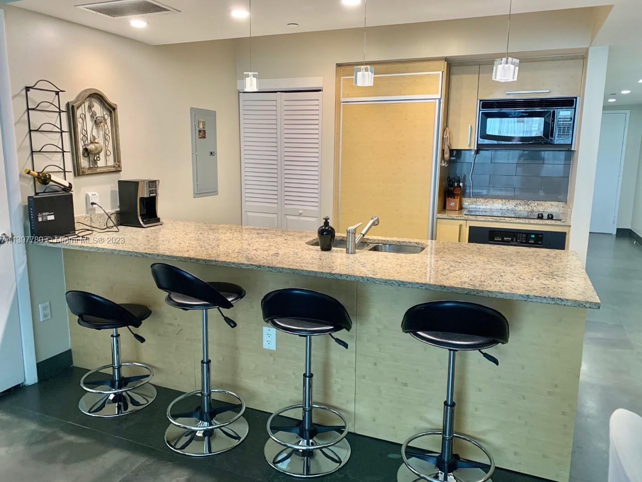 BEACH CLUB TWO CONDO - Residential Lease