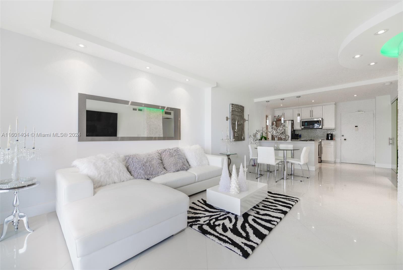 HEMISPHERES CONDO - Residential Lease