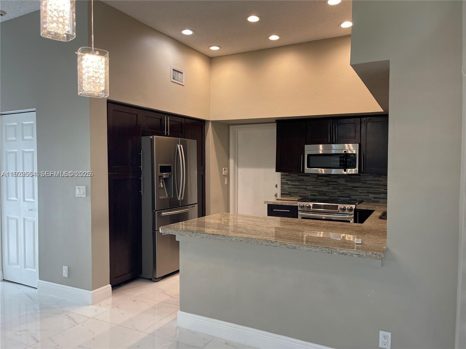 SUNSET COVE - Residential Lease