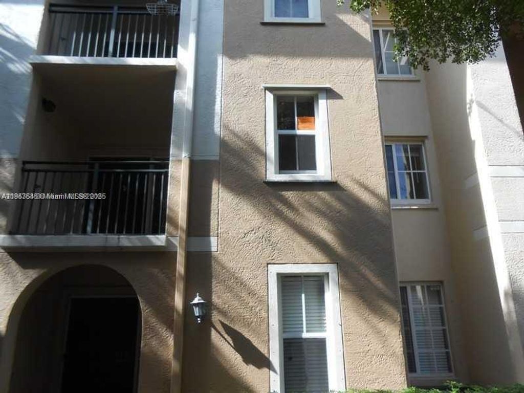 Photo of 2433 Centergate Dr #204, Miramar, FL 33025 (MLS # A11853545)