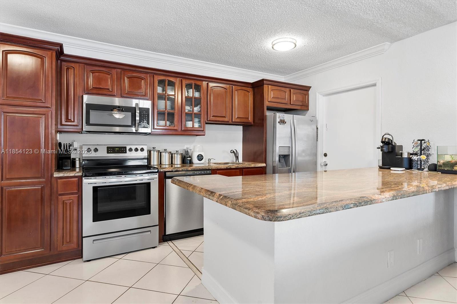 PARK RIDGE NORTH APTS CON - Residential