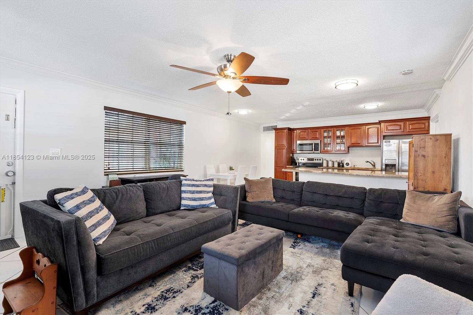 PARK RIDGE NORTH APTS CON - Residential