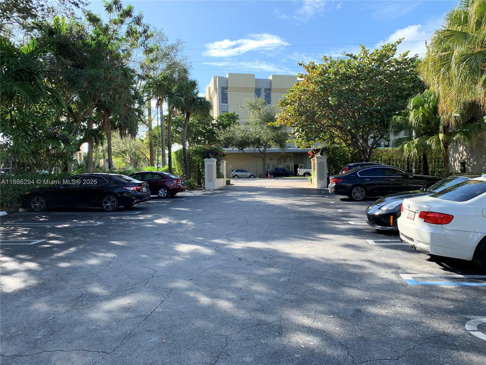 MONTEREY GARDENS OF PINEC - Residential Lease