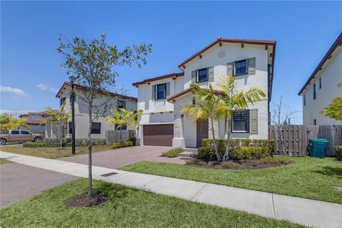 10329 SW 228th Ter Miami FL 33190