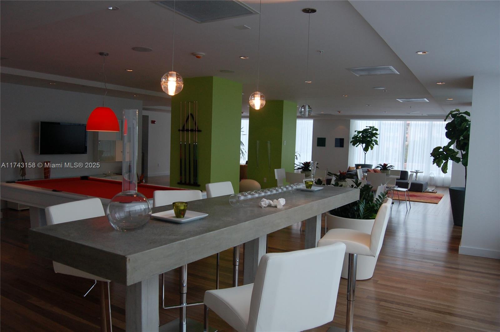 THE LOFT DOWNTOWN II COND - Residential