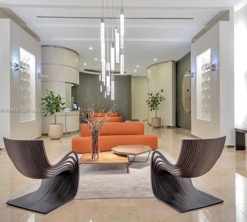 METROPOLIS II AT DADELAND - Residential