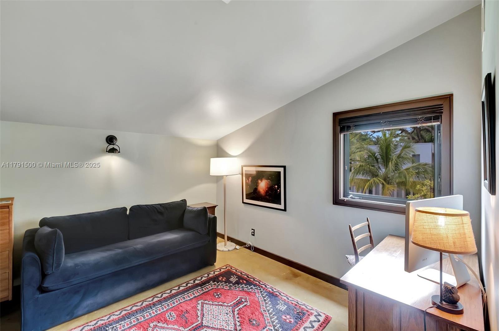 SILVER BLUFF EST SEC C - Residential