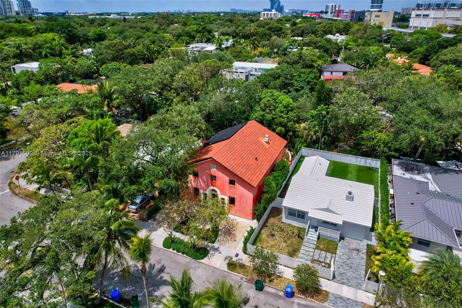 SILVER BLUFF EST SEC C - Residential