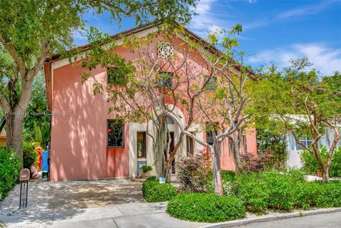 2760 Kirk St Coconut Grove FL 33133