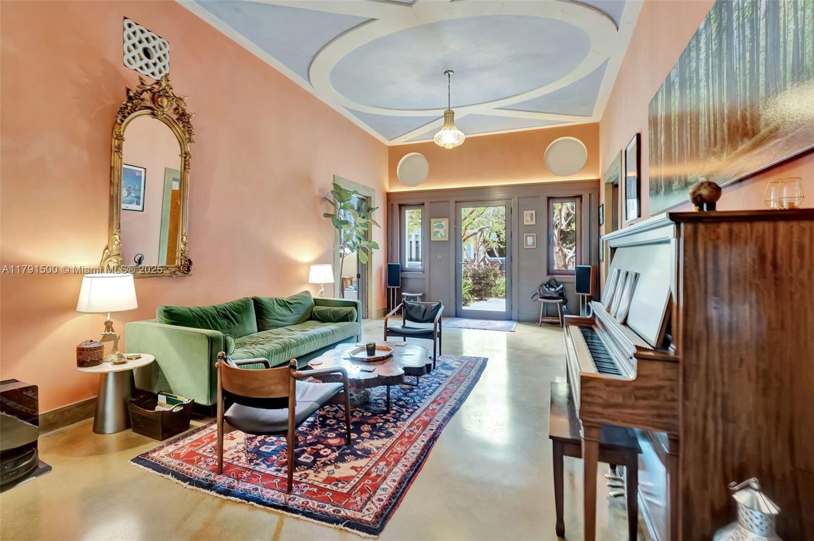 SILVER BLUFF EST SEC C - Residential