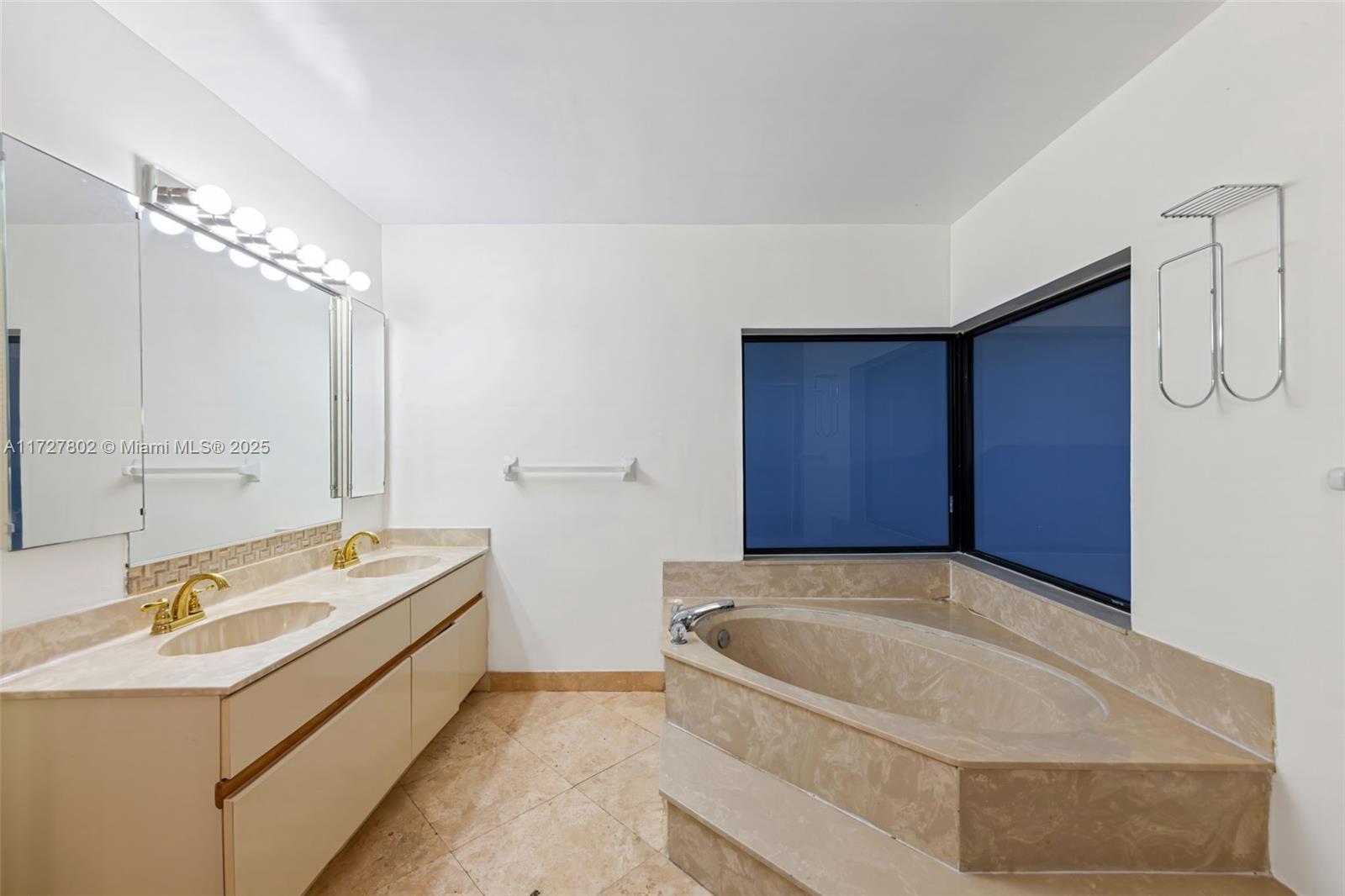 JACARANDA LAKES SECTION T - Residential