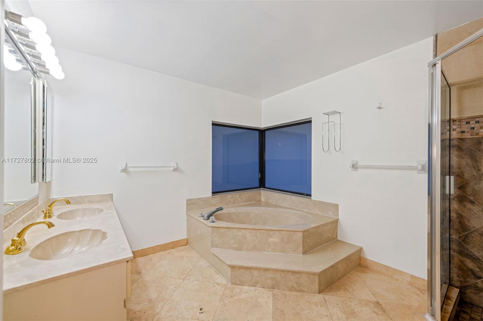 JACARANDA LAKES SECTION T - Residential