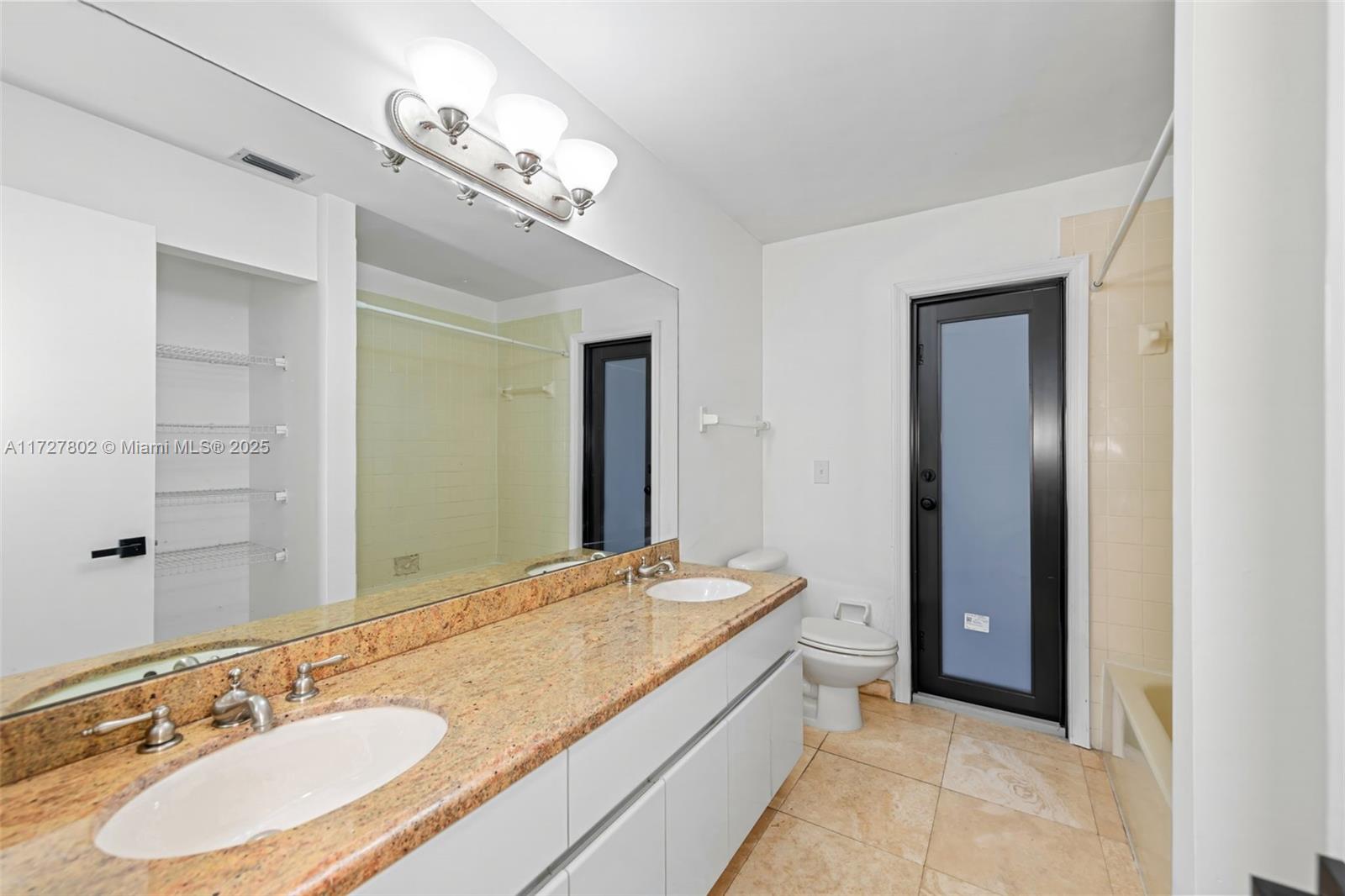 JACARANDA LAKES SECTION T - Residential
