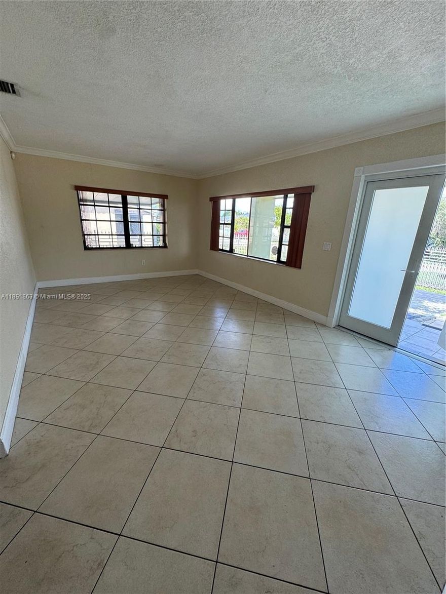 Very well kept and super clean 2 bedrooms and 1 bathroom home, ample parking for 2+ cars, gated home, and ample front yard, this neighborhood has it all and its all about it location, very calm and quite, close to all major highways and supermarkets, shopping centers, restaurants and more. UTILITIES INCLUDED, water, internet, electricity FOR a single person or couple