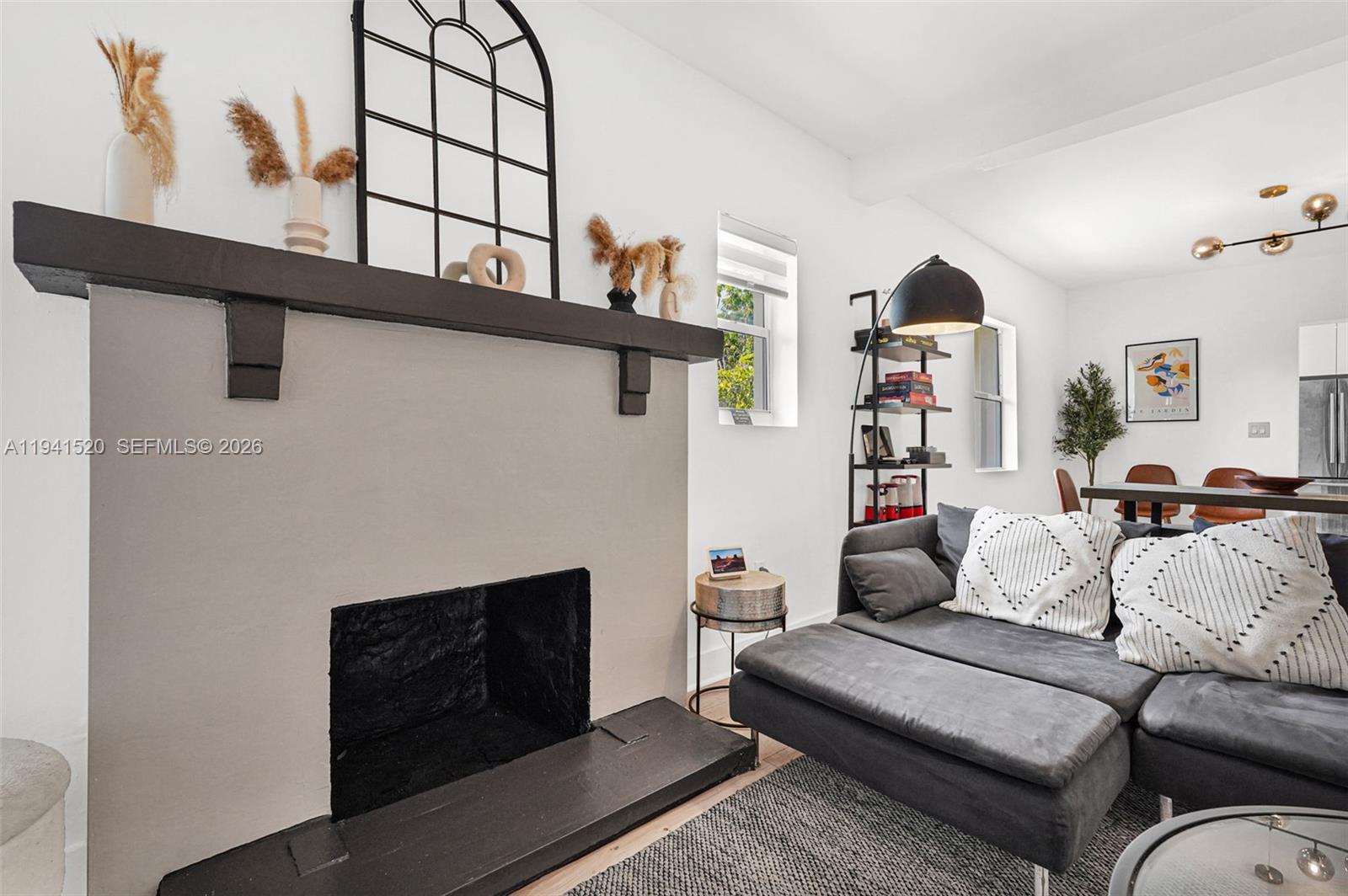 SHADOWLAWN EXTENSION SUB - Residential Lease