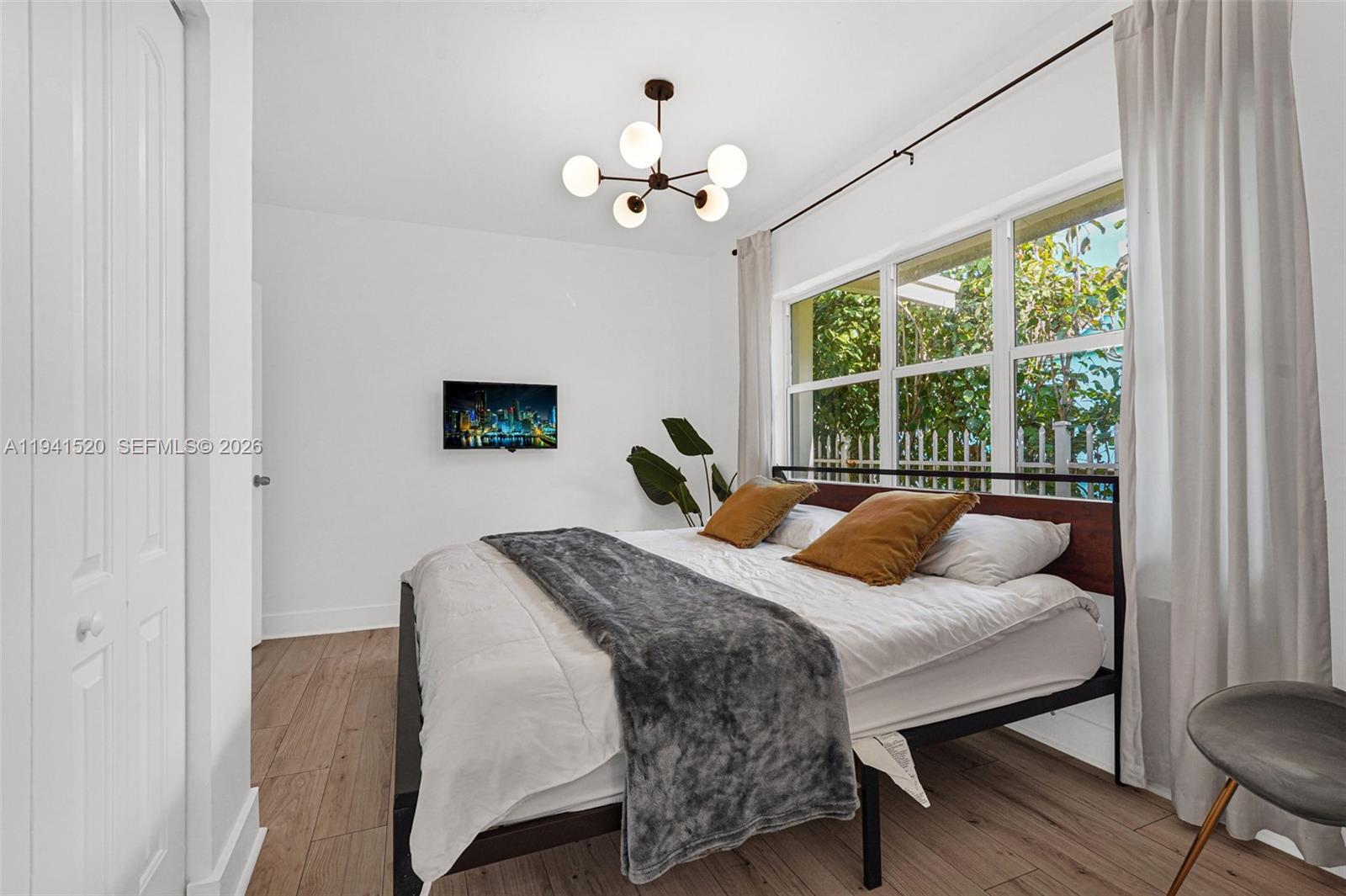 SHADOWLAWN EXTENSION SUB - Residential Lease