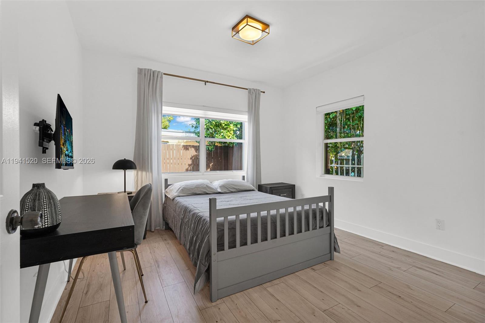 SHADOWLAWN EXTENSION SUB - Residential Lease