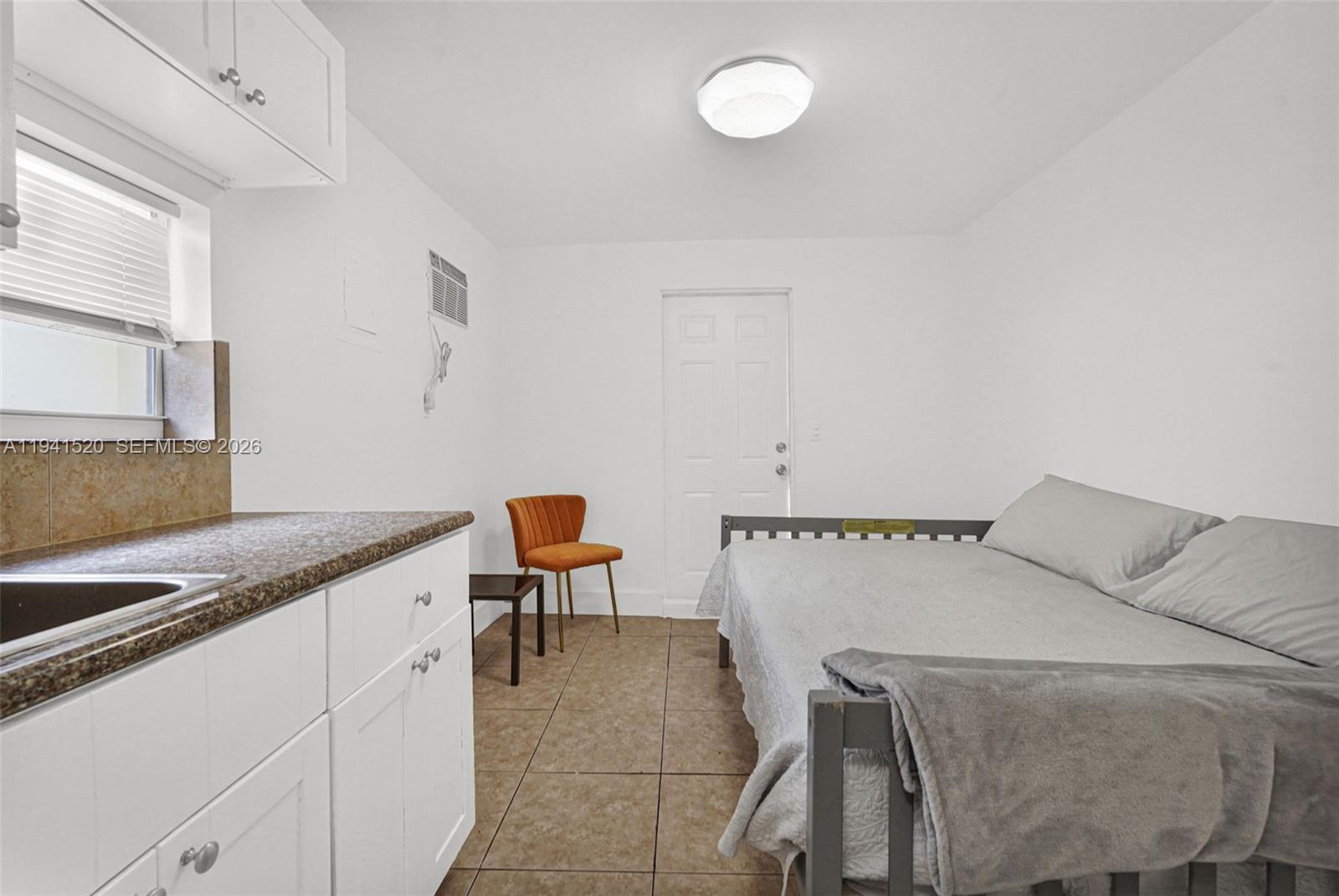 SHADOWLAWN EXTENSION SUB - Residential Lease