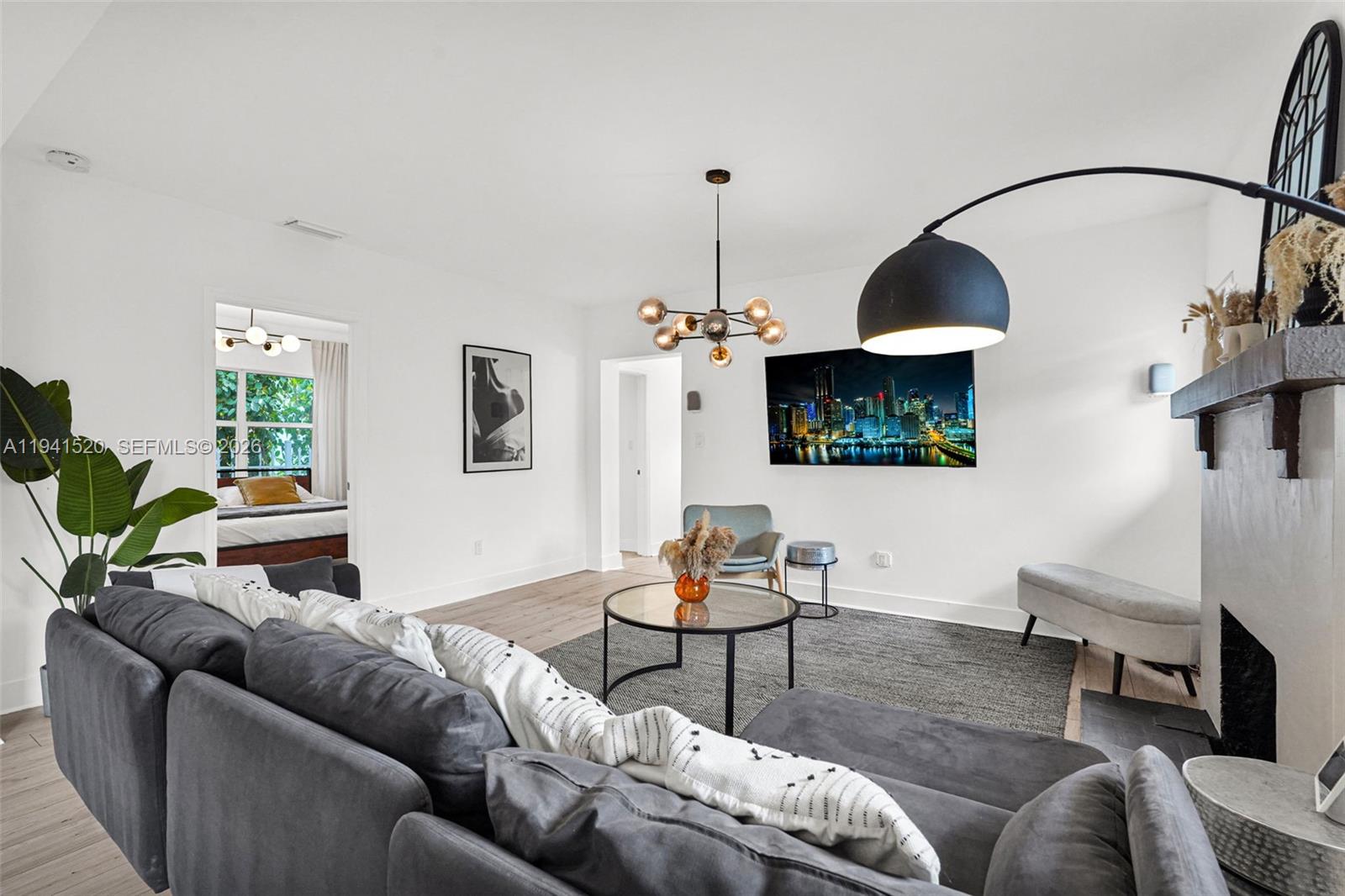 SHADOWLAWN EXTENSION SUB - Residential Lease