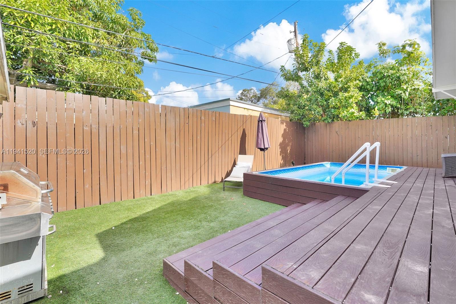 SHADOWLAWN EXTENSION SUB - Residential Lease