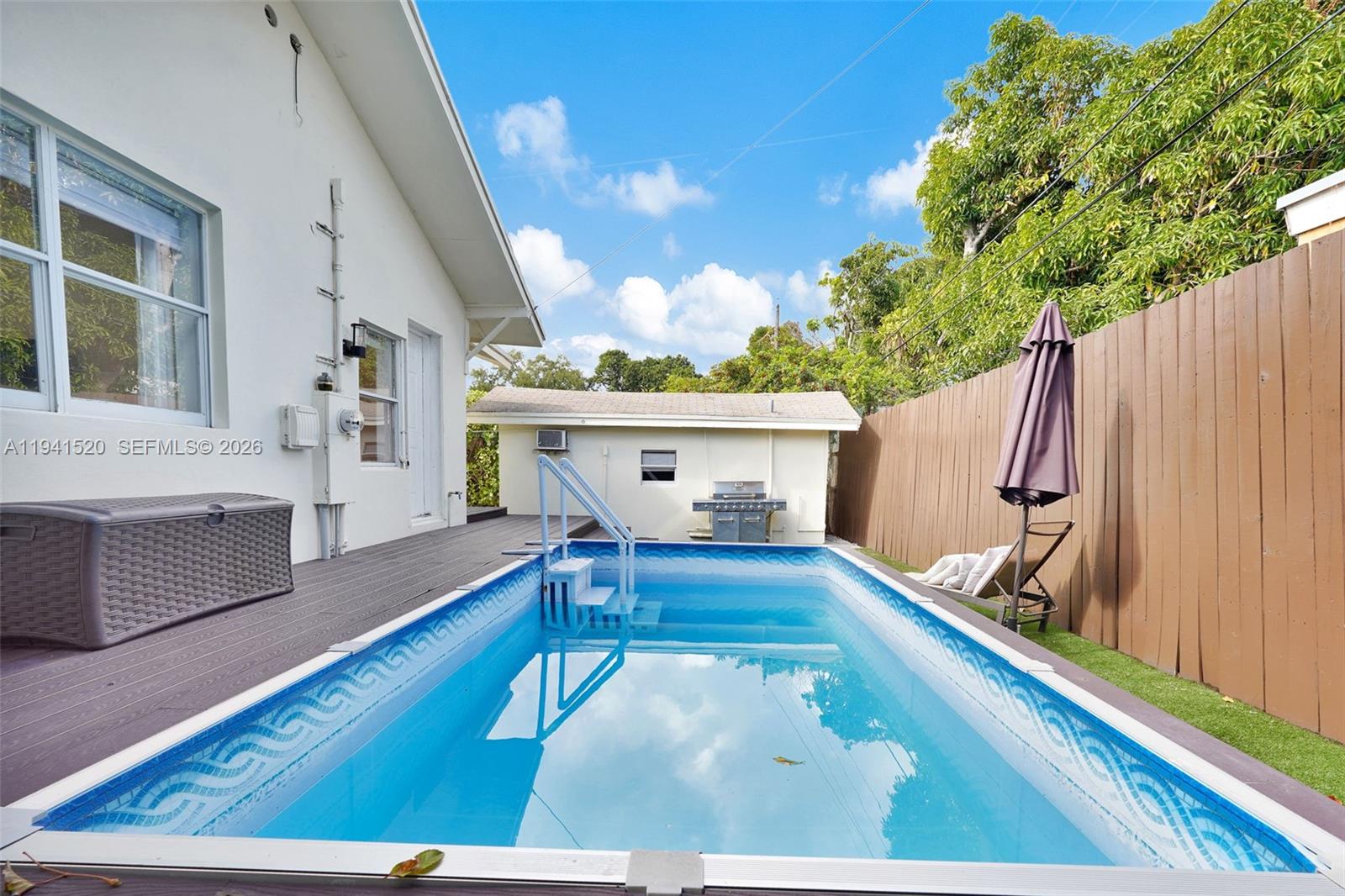 SHADOWLAWN EXTENSION SUB - Residential Lease