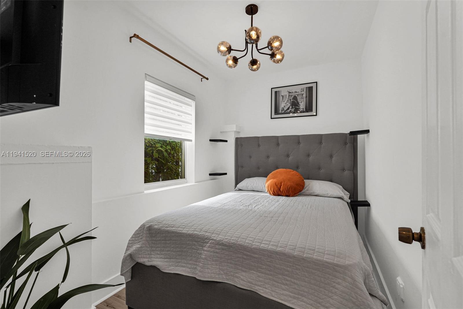 SHADOWLAWN EXTENSION SUB - Residential Lease