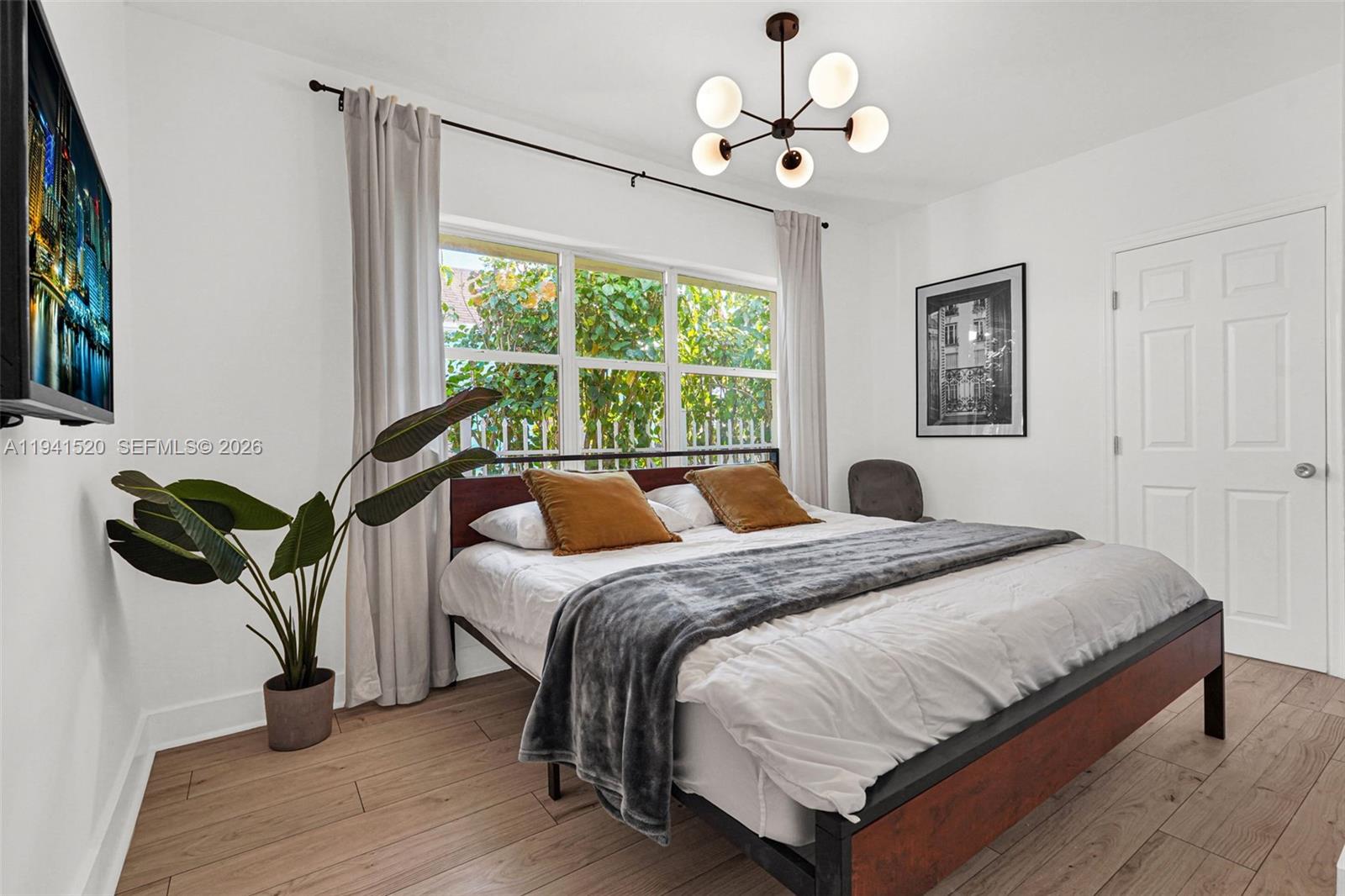 SHADOWLAWN EXTENSION SUB - Residential Lease