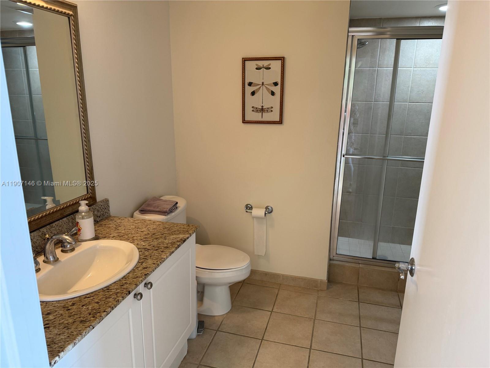 TURNBERRY ON THE GREEN CO - Residential Lease