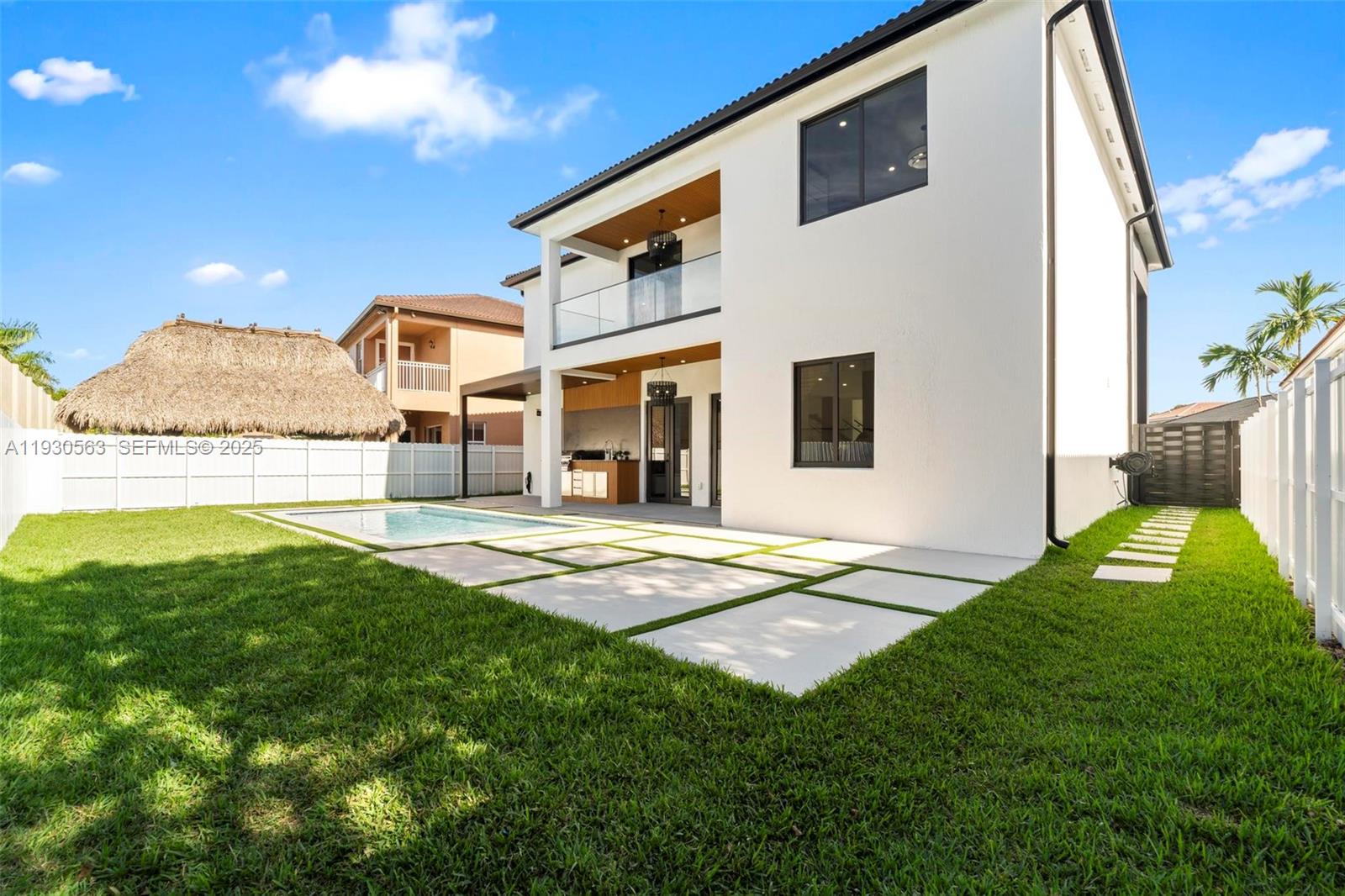 CENTURY GARDENS - Residential