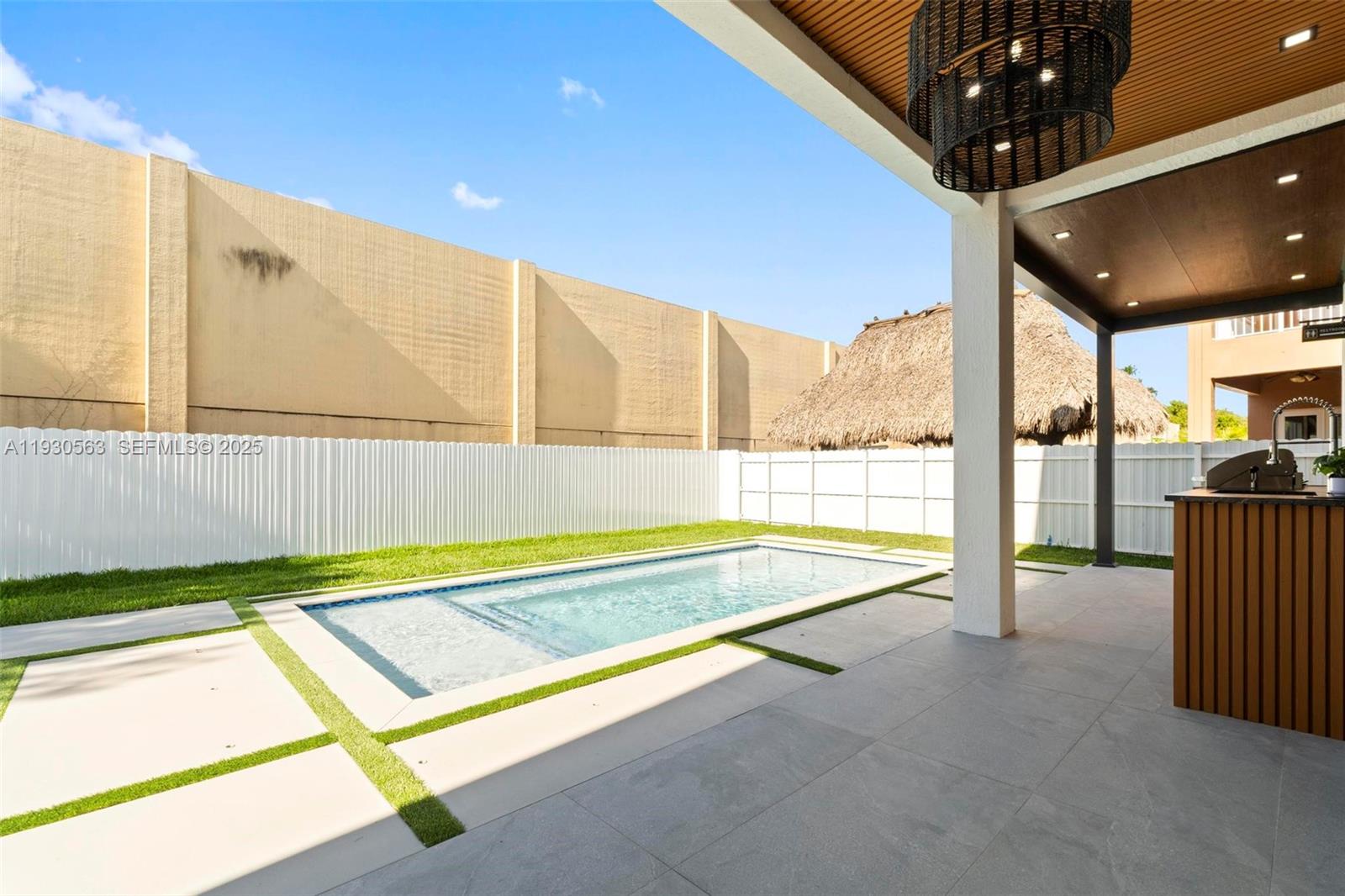 CENTURY GARDENS - Residential