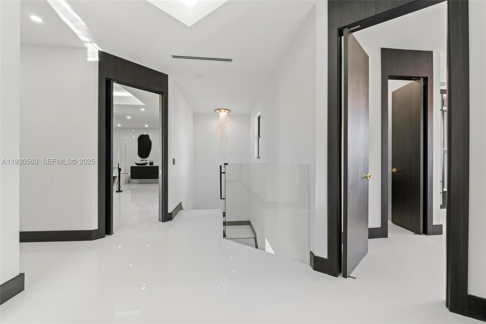 CENTURY GARDENS - Residential