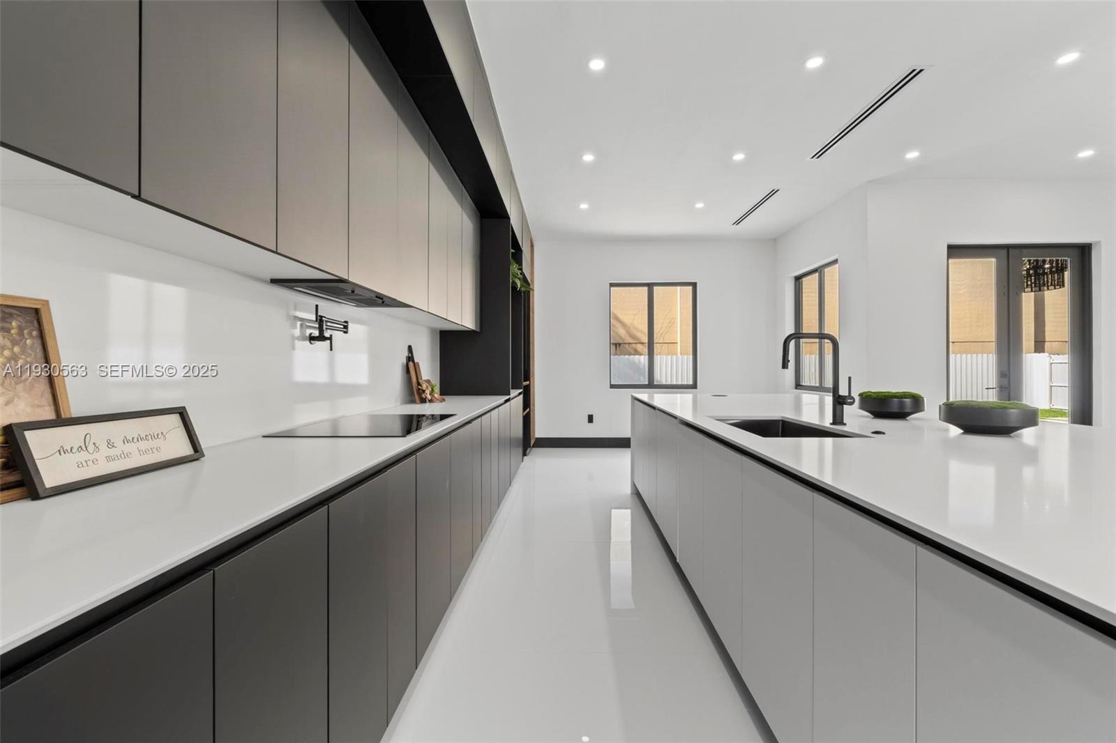 CENTURY GARDENS - Residential