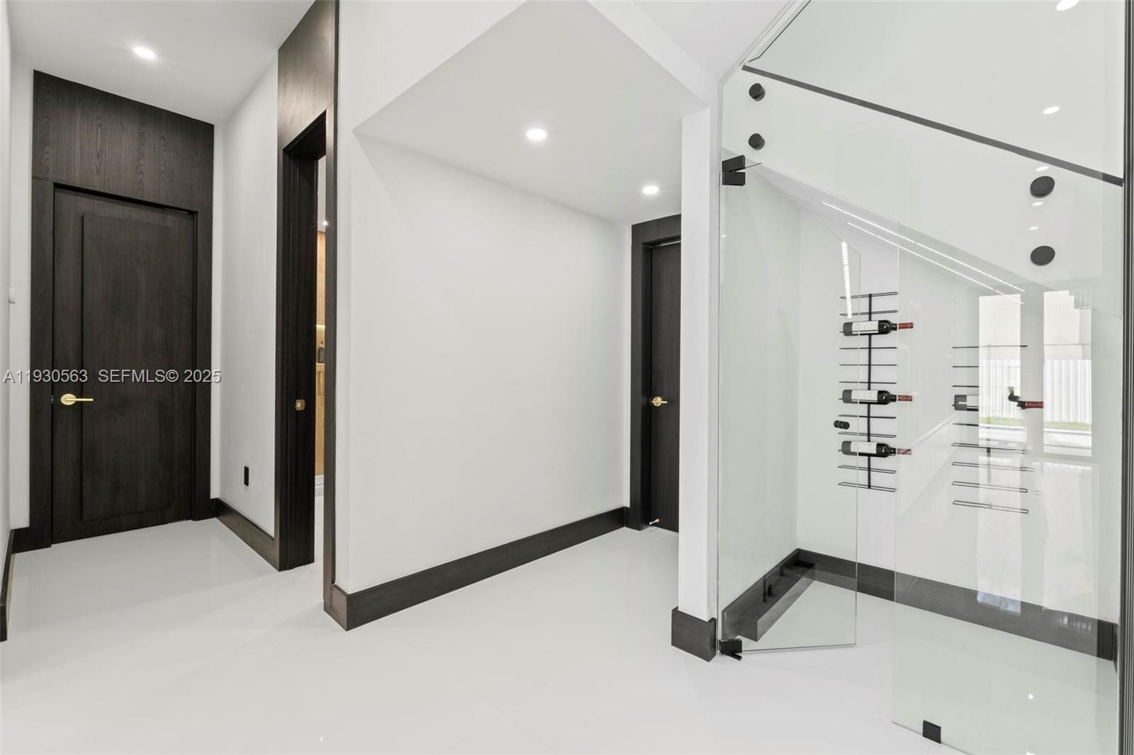 CENTURY GARDENS - Residential