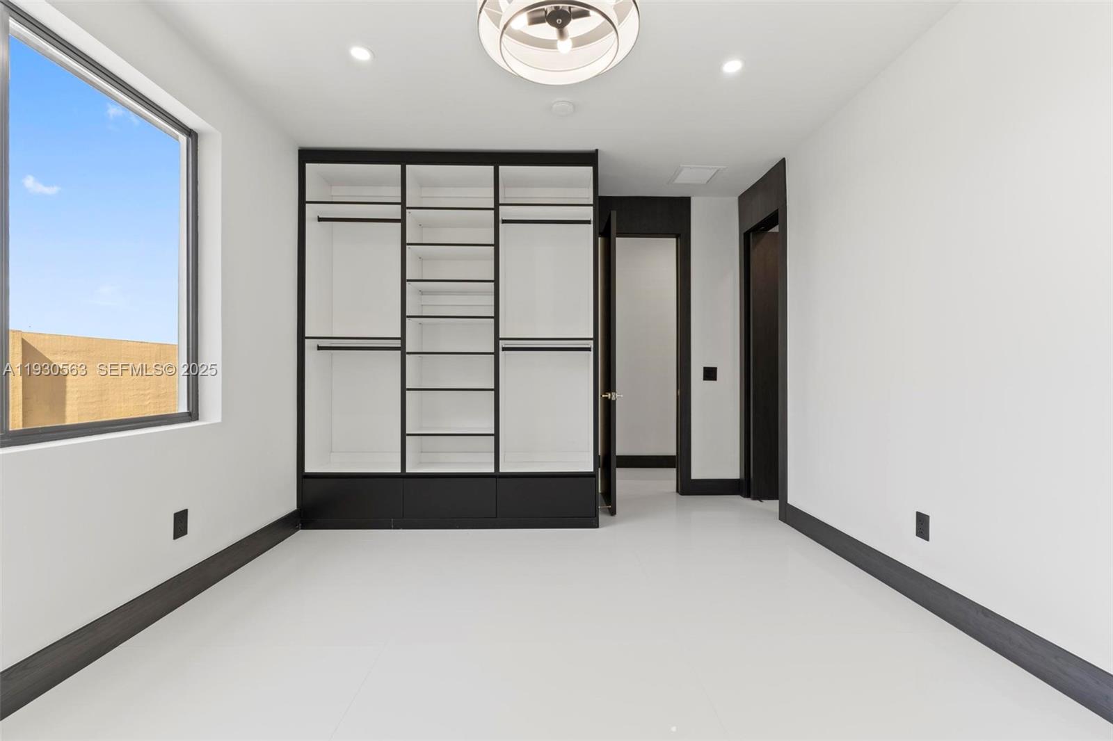 CENTURY GARDENS - Residential