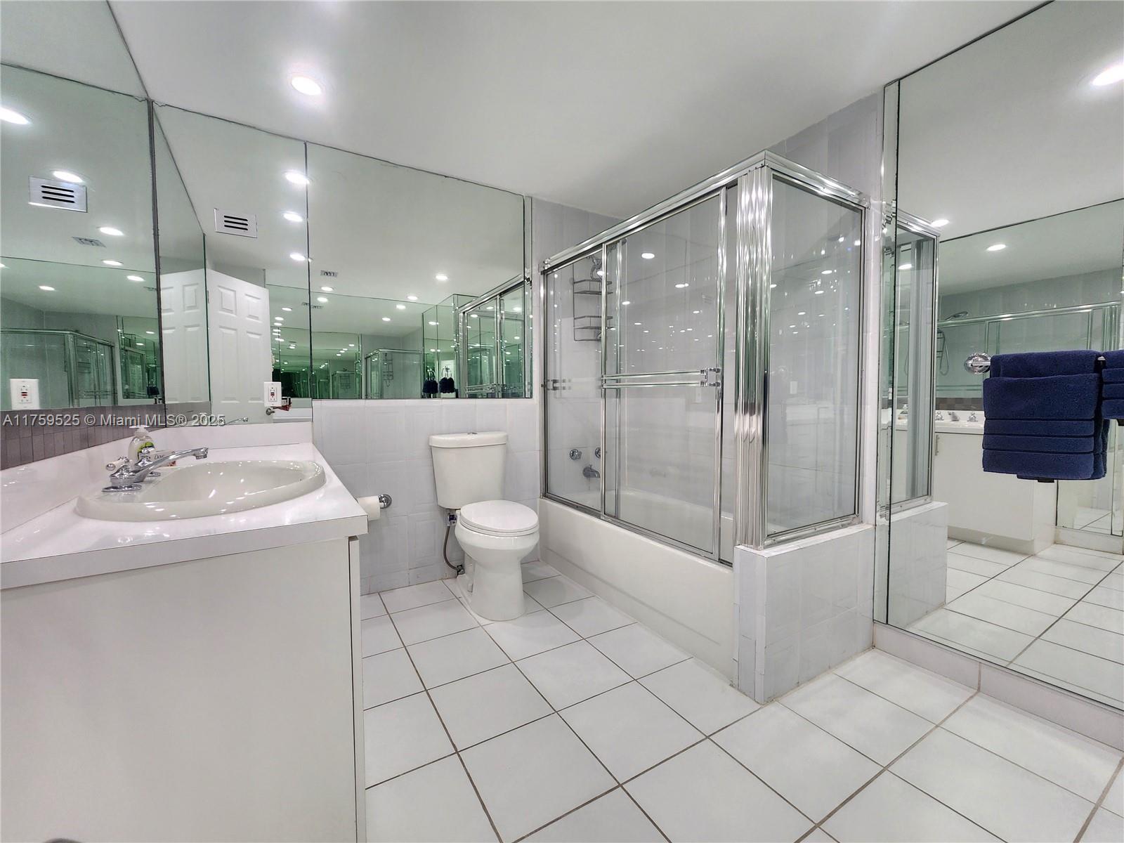 ALEXANDER TOWERS CONDO - Residential Lease