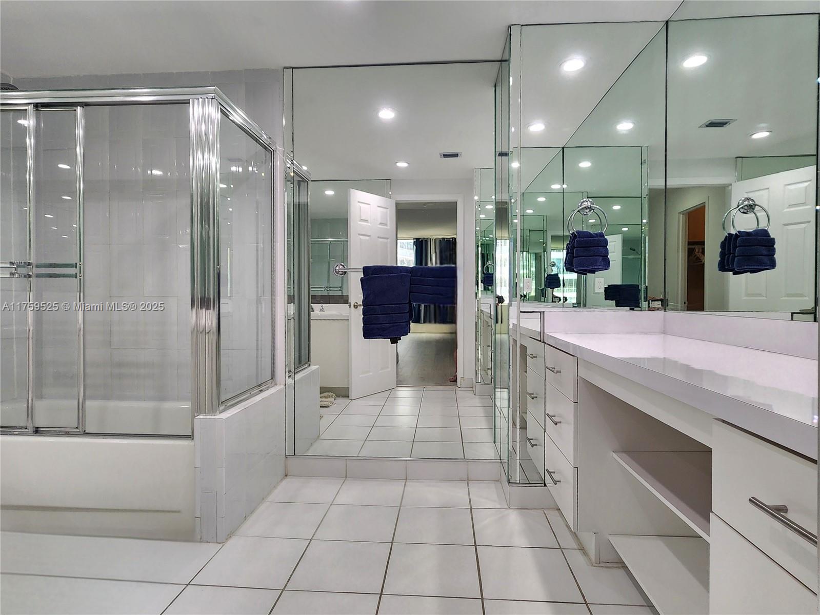 ALEXANDER TOWERS CONDO - Residential Lease