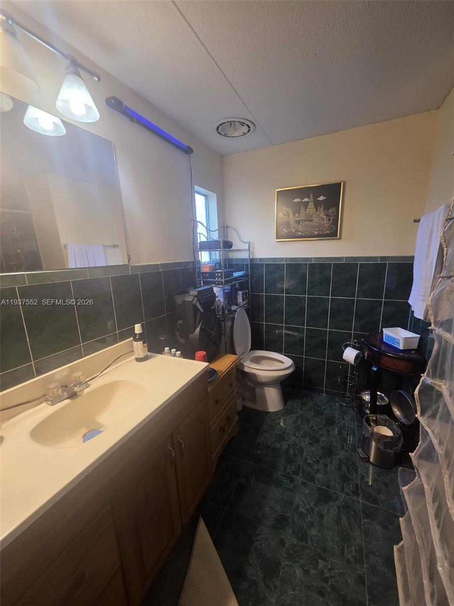 AMERICANA VILLAGE CONDO - Residential