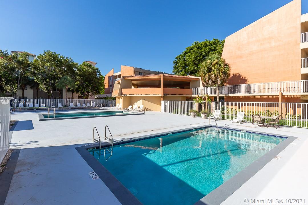 PARADISE POINTE CONDO - Residential Lease