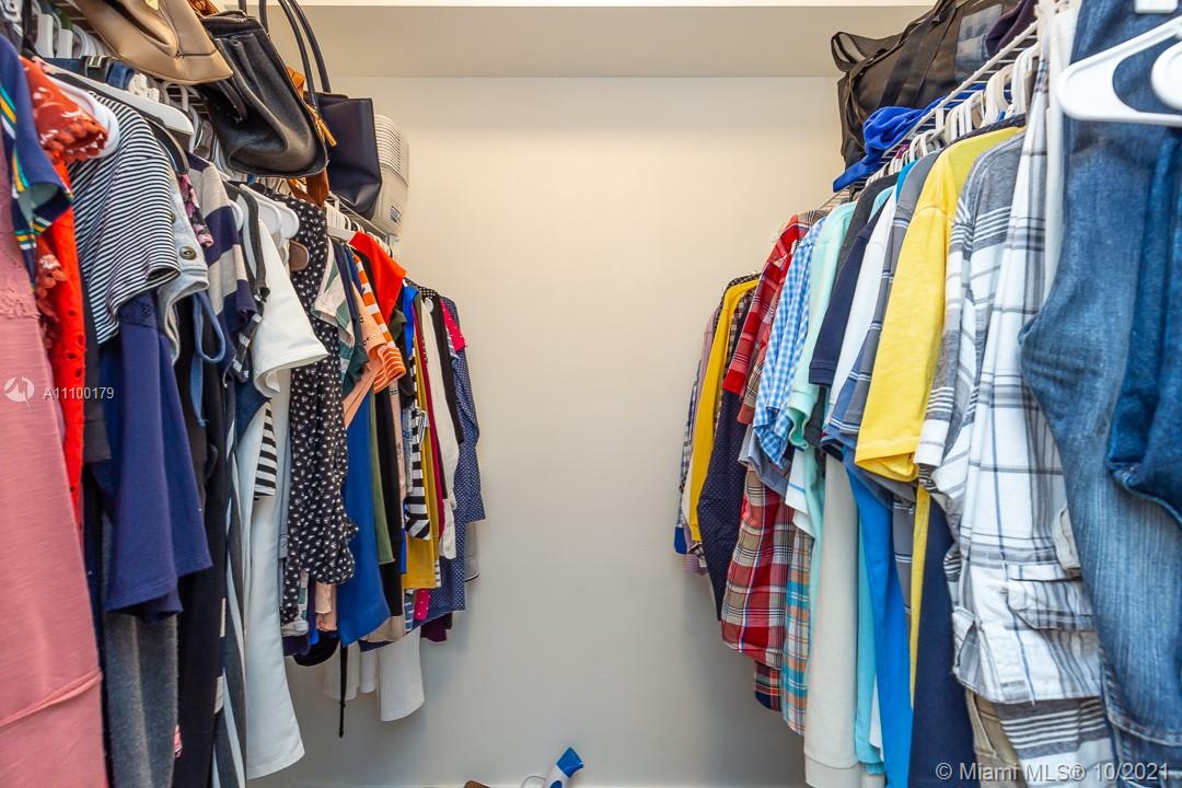 PARADISE POINTE CONDO - Residential Lease