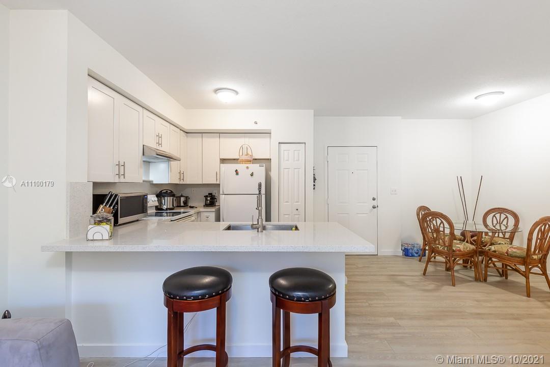 PARADISE POINTE CONDO - Residential Lease